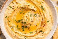 Creamy Tahini-Free Hummus
