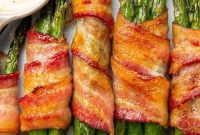 Savory Bacon Asparagus Spears with Zesty Garlic Aioli