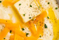 Creamy Cheese Grits Perfection: Stone-Ground and Quick Methods