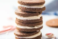 Paleo Peppermint Cream Cookies