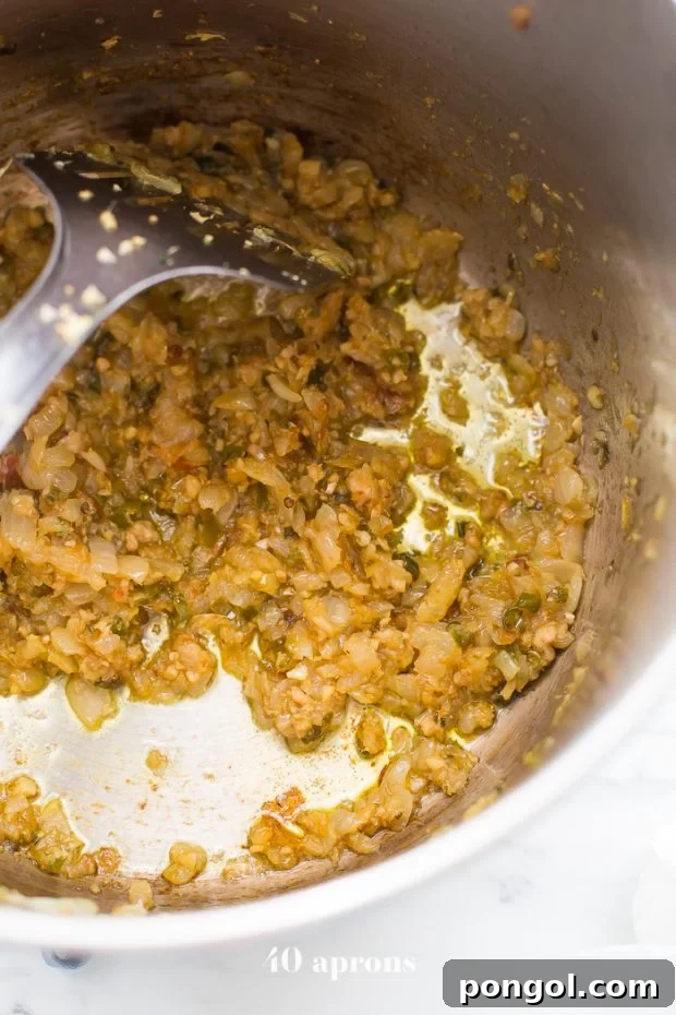 Hearty Whole30 Paleo Chicken Tikka Masala Chili 10 img 12746 10