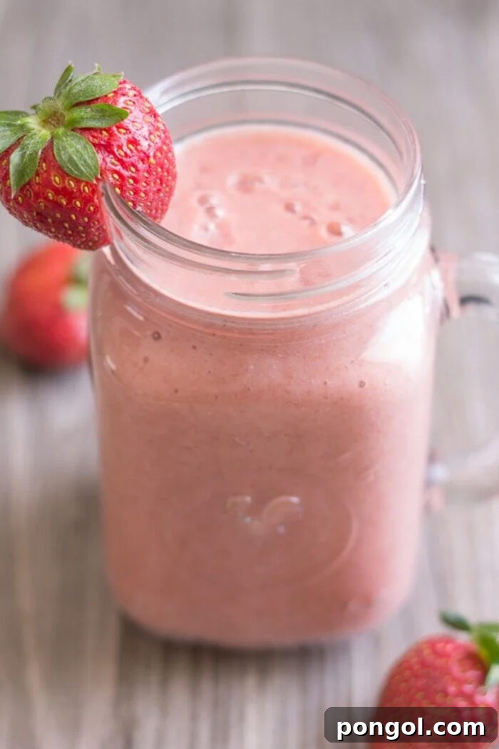 Flat tummy strawberry kombucha smoothie.