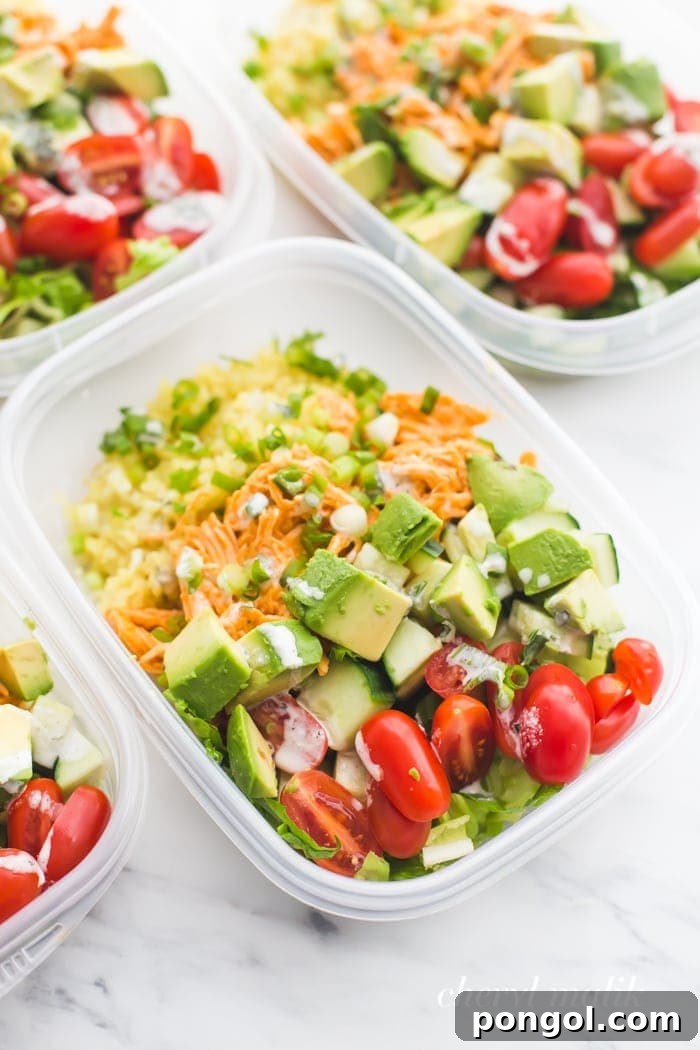 Low carb buffalo chicken ranch meal prep bowls