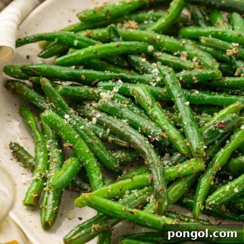 Close up photo of Italian green beans on a plate