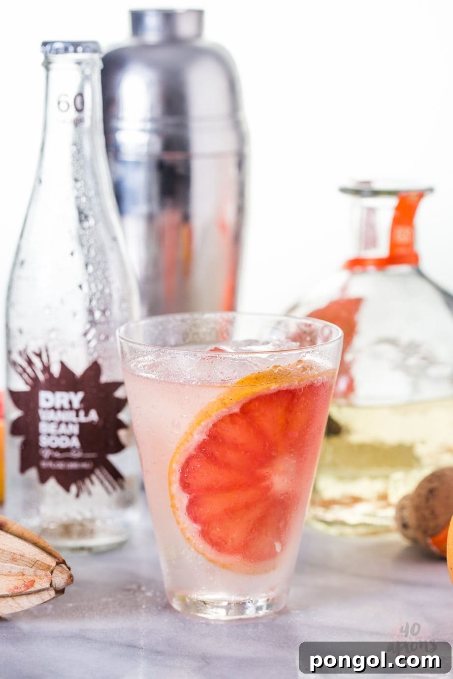 Vanilla Paloma - grapefruit, tequila, Dry Vanilla Soda. Perfectly refreshing and simple with a sweet twist // 40 Aprons