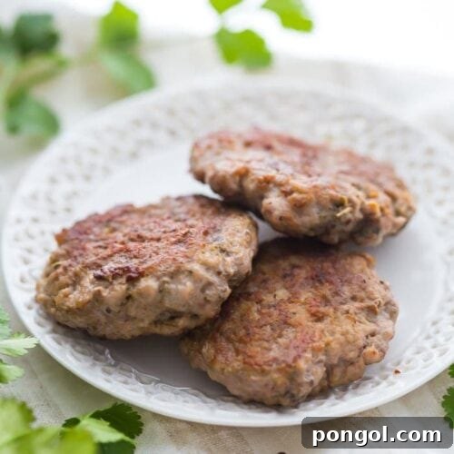 This easy whole30 breakfast sausage tastes surprisingly like the store bought stuff but with no added sugars or preservatives. It comes together with 6 ingredients in only 5 minutes, so this easy Whole30 breakfast sausage will become a new Whole30 breakfast favorite! Also a fantastic paleo breakfast sausage for your paleo breakfast bakes. Nom.